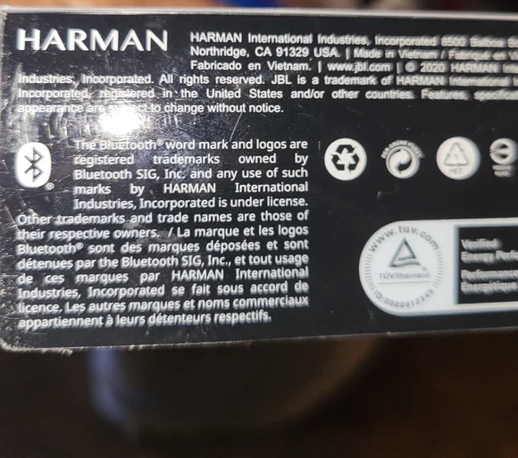 JBL HARMAN PORTABLE BLUETOOTH SPEAKER - Picture 5 of 8